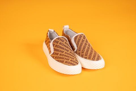 Konkhe 14 unisex Canvas Sneakers